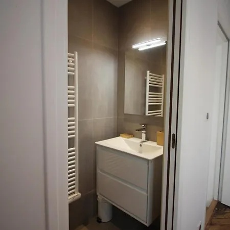 Holiday home Maison Calme Et Ensoleillee A *