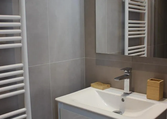 Maison Calme Et Ensoleillee A Biarritz