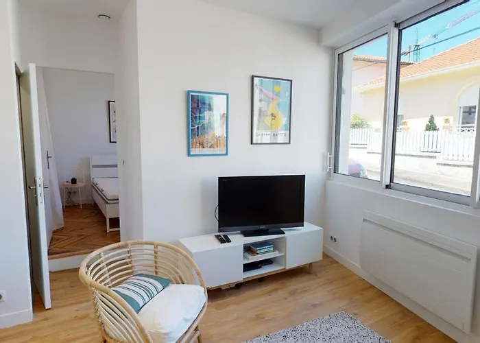 Maison Calme Et Ensoleillee A